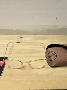 Ray-Ban Men's Gold Metal Frame Eyeglasses. Selling For Frames Only